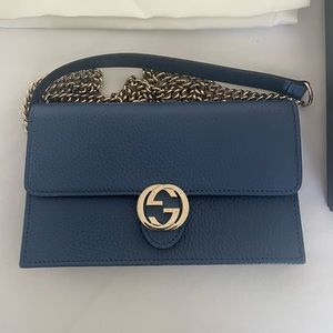 Gucci Interlocking G Chain Wallet/Crossbody Bag